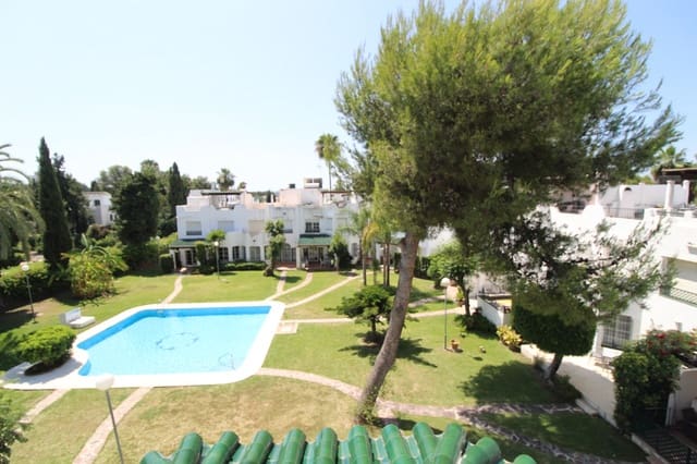 3 soverom Hus til salgs i Nueva Andalucia, Marbella med svømmebasseng garasje - € 679 000 (Ref: 9108092)