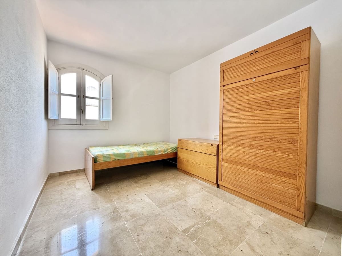 3 sypialnia Dom na sprzedaż w Nueva Andalucia z basenem garażem - 539 000 € (Ref: 9108093)