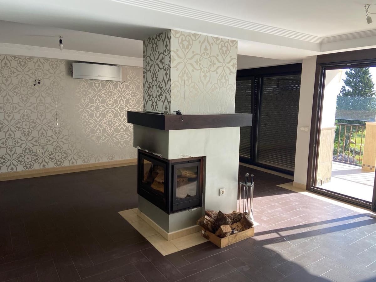 4 soveværelse Penthouse til salg i Bahia Dorada med swimmingpool garage - € 397.000 (Ref: 9109528)