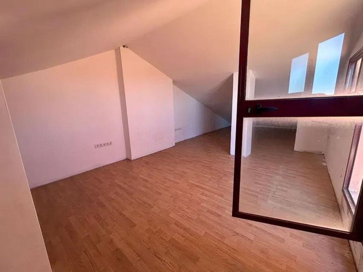 3 chambre Penthouse à vendre à New Golden Mile avec piscine garage - 650 000 € (Ref: 9109672)