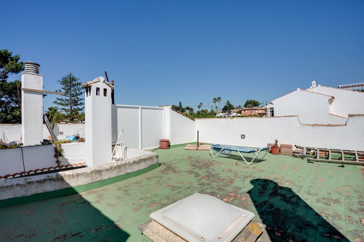 2 makuuhuone Huoneisto myytävänä paikassa Estepona - 265 000 € (Ref: 9111516)