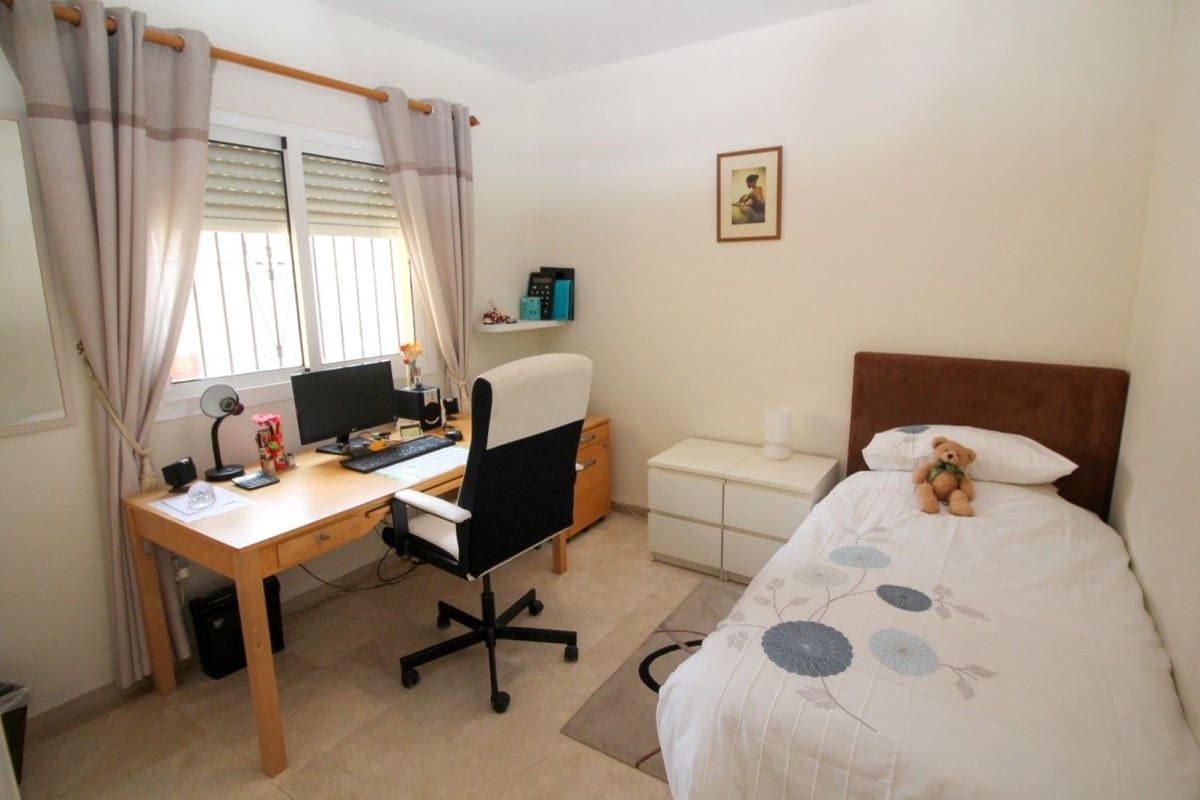 3 chambre Maison de Ville à vendre à Riviera del Sol avec piscine garage - 499 500 € (Ref: 9112683)