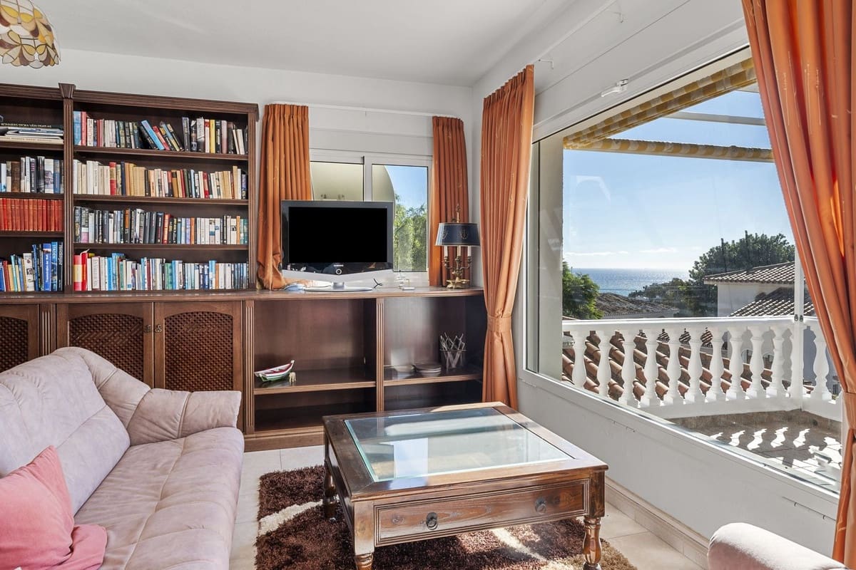 4 soverom Villa til salgs i Benalmadena med svømmebasseng garasje - € 1 250 000 (Ref: 9113219)