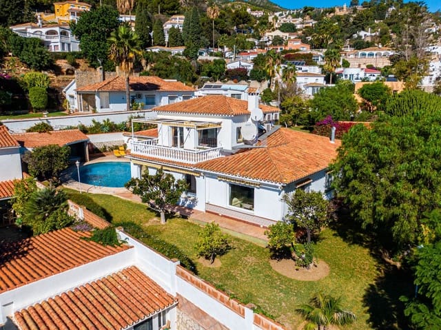4 soverom Villa til salgs i Benalmádena med svømmebasseng garasje - € 1 250 000 (Ref: 9113219)