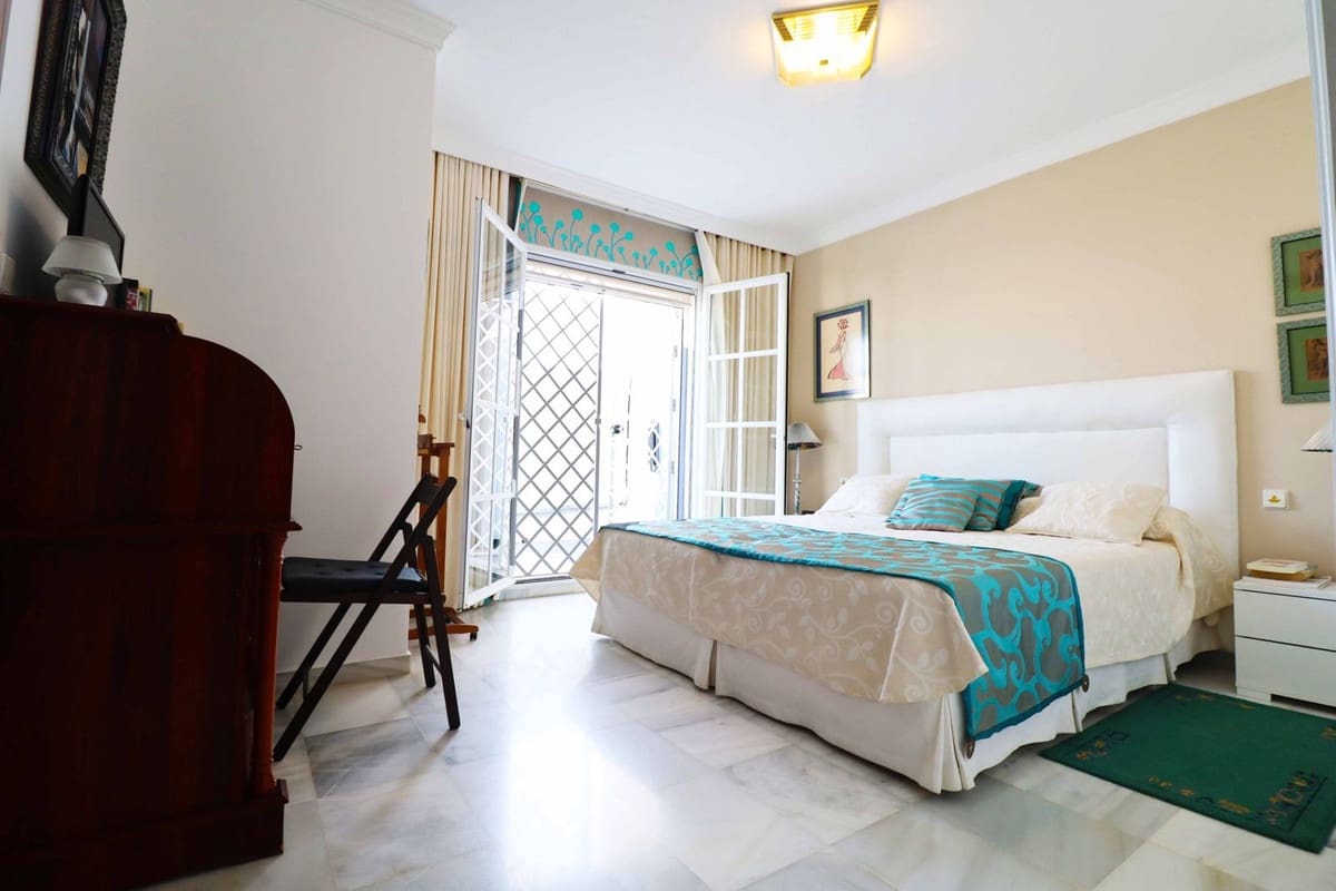 4 camera da letto Casa in vendita in Estepona con piscina garage - 530.000 € (Rif: 9117415)