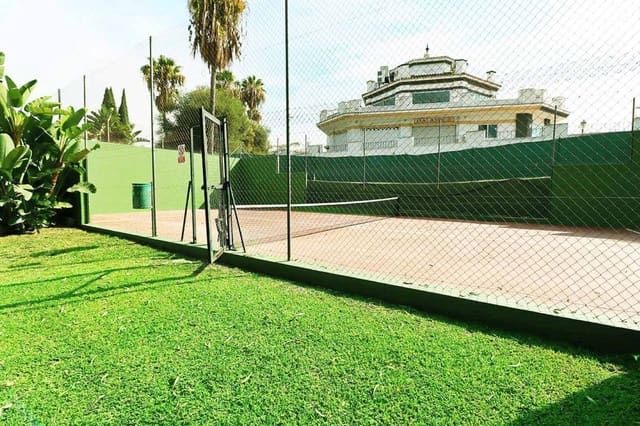 4 camera da letto Casa in vendita in Estepona con piscina garage - 530.000 € (Rif: 9117415)