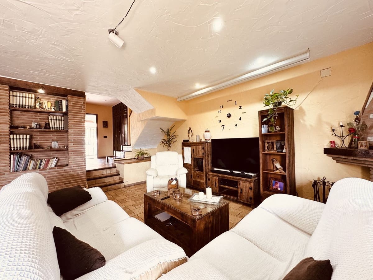 3 soveværelse Byhus til salg i Bahia de Casares med swimmingpool - € 480.000 (Ref: 9117416)