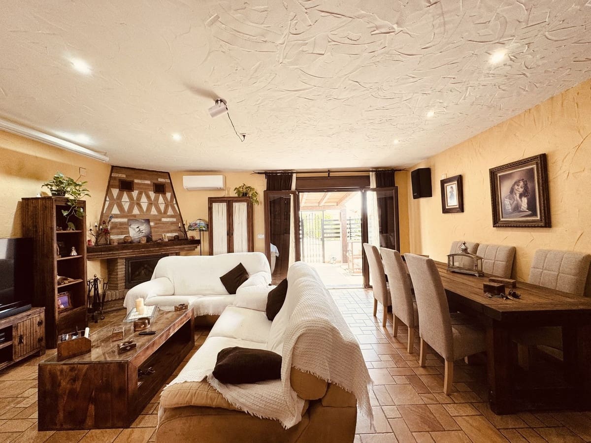 3 soveværelse Byhus til salg i Bahia de Casares med swimmingpool - € 480.000 (Ref: 9117416)