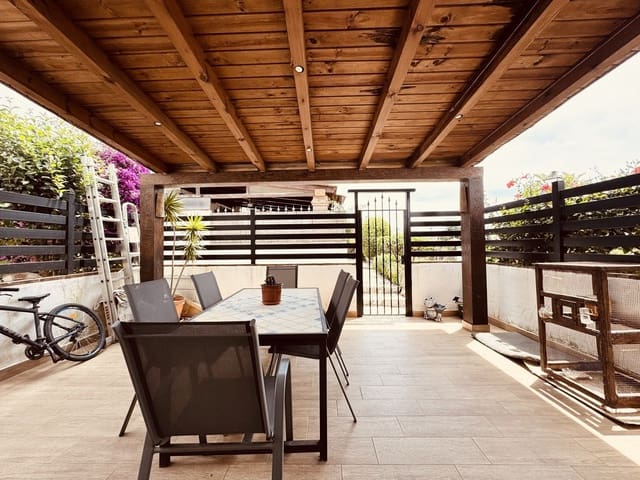 3 soveværelse Byhus til salg i Bahia de Casares, Casares med swimmingpool - € 480.000 (Ref: 9117416)