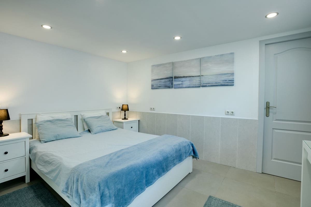 4 soveværelse Byhus til salg i Bahia Dorada med swimmingpool garage - € 600.000 (Ref: 9121475)