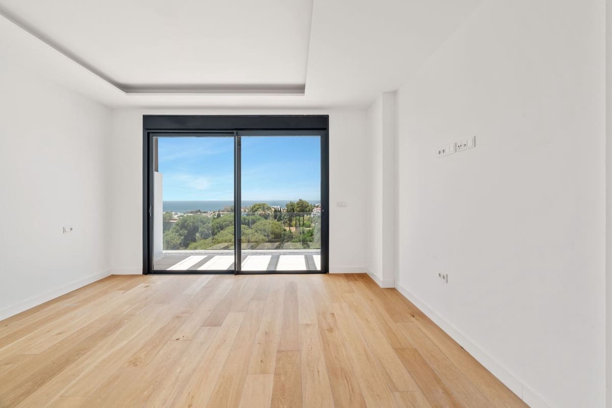 5 soveværelse Byhus til salg i Rio Real med swimmingpool garage - € 2.101.000 (Ref: 9126356)