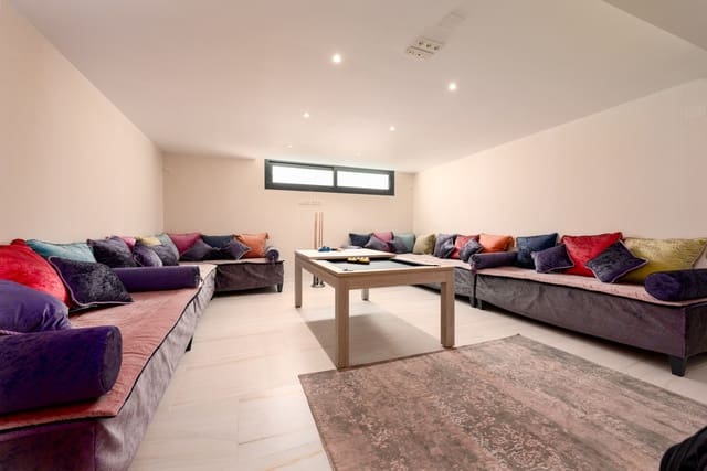 5 camera da letto Villa in vendita in Nueva Andalucia, Marbella con piscina garage - 1.994.950 € (Rif: 9127714)