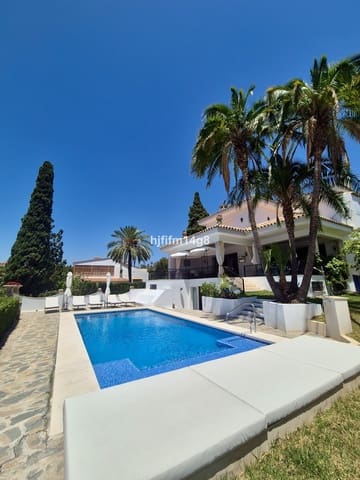 3 soverom Villa til salgs i Marbella med svømmebasseng garasje - € 1 795 000 (Ref: 9127719)
