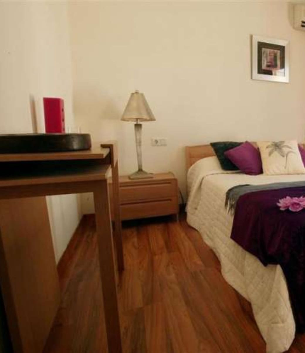 4 makuuhuone Huvila myytävänä paikassa Nueva Andalucia mukana uima-altaan 
autotalli - 1 695 000 € (Ref: 9127720)