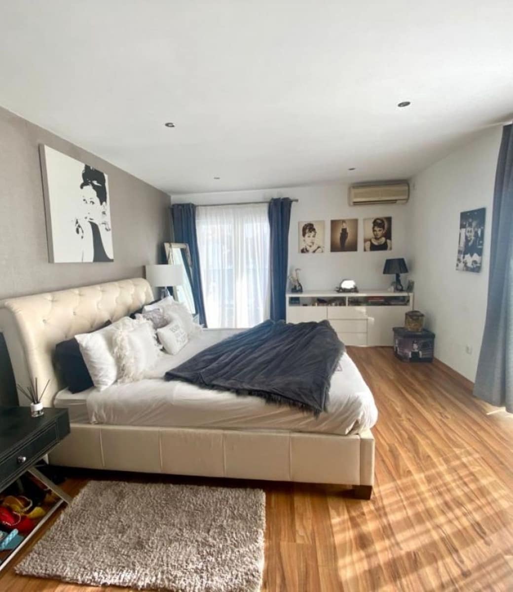 4 makuuhuone Huvila myytävänä paikassa Nueva Andalucia mukana uima-altaan 
autotalli - 1 695 000 € (Ref: 9127720)