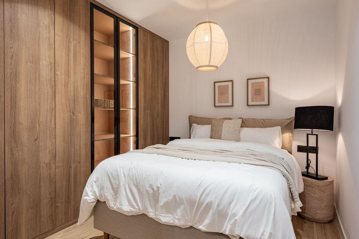 4 soverom Hus til salgs i Nueva Andalucia med svømmebasseng garasje - € 949 000 (Ref: 9127723)