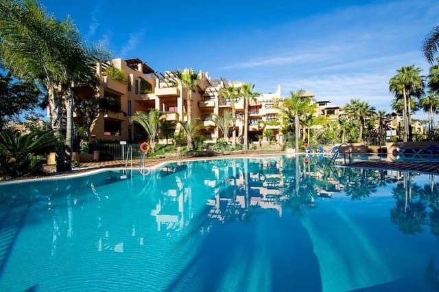 3 soveværelse Penthouse til salg i San Pedro de Alcantara, Marbella med swimmingpool garage - € 1.994.000 (Ref: 9127852)
