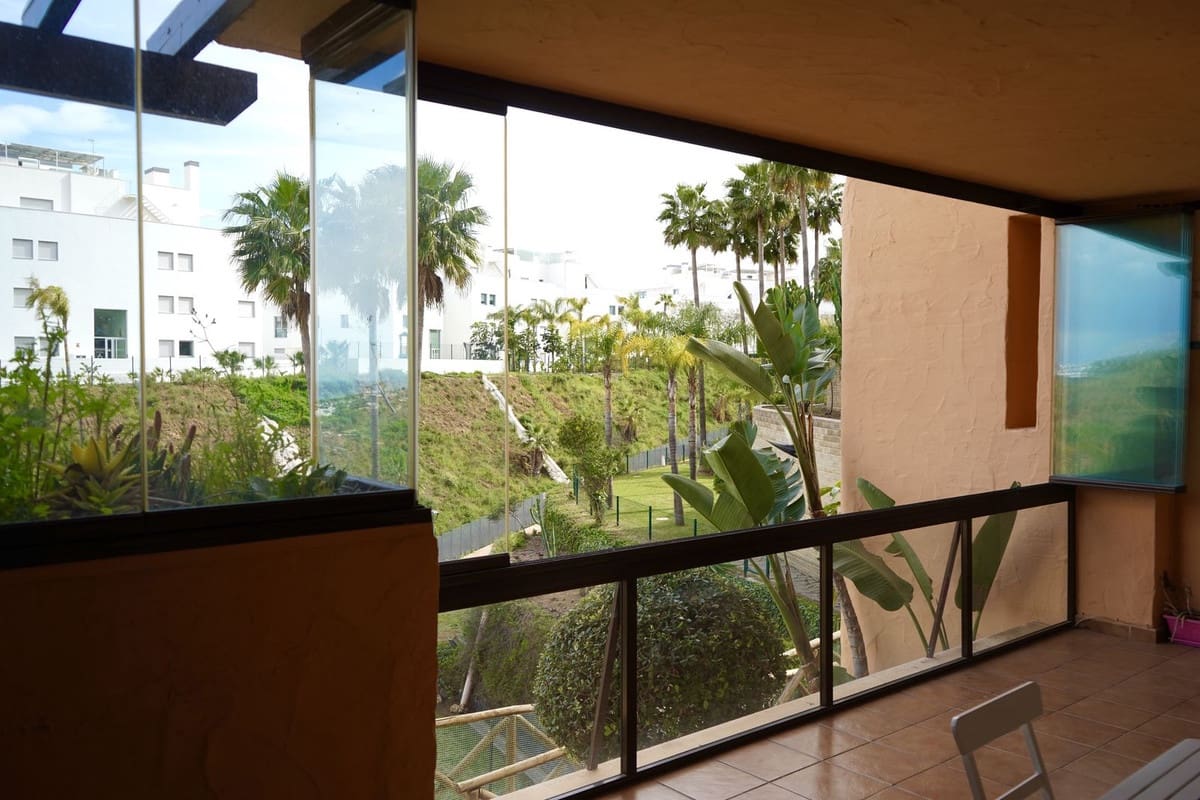 2 bedroom Apartment for sale in Mijas Costa with pool garage - € 315,000 (Ref: 9129330)