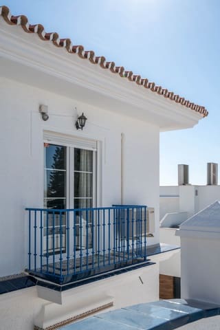 5 soveværelse Villa til salg i Fuengirola med swimmingpool - € 1.290.000 (Ref: 9129332)