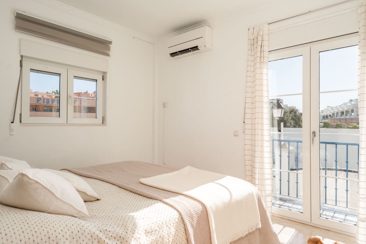 5 soveværelse Villa til salg i Fuengirola med swimmingpool - € 1.290.000 (Ref: 9129332)