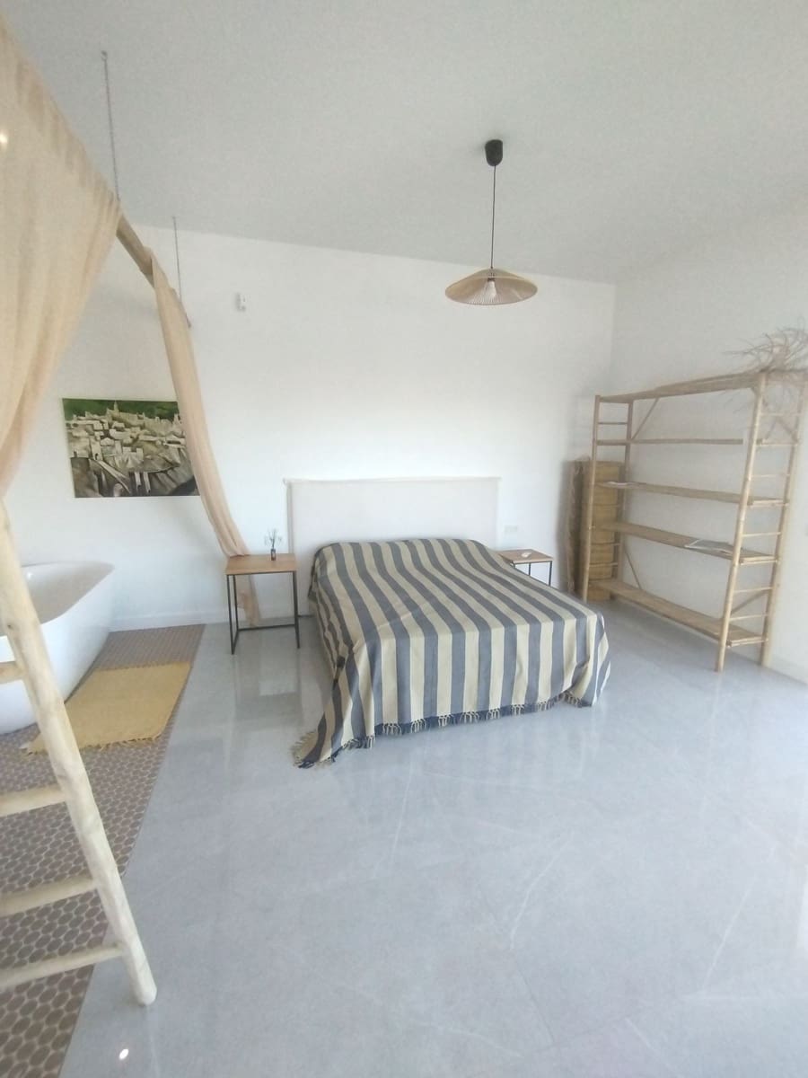 3 soveværelse Villa til salg i Cerro del Aguila med swimmingpool garage - € 950.000 (Ref: 9130011)