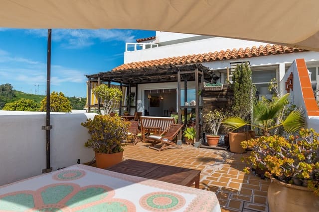 3 quarto Apartamento para venda em Estepona com piscina garagem - 545 000 € (Ref: 9131666)