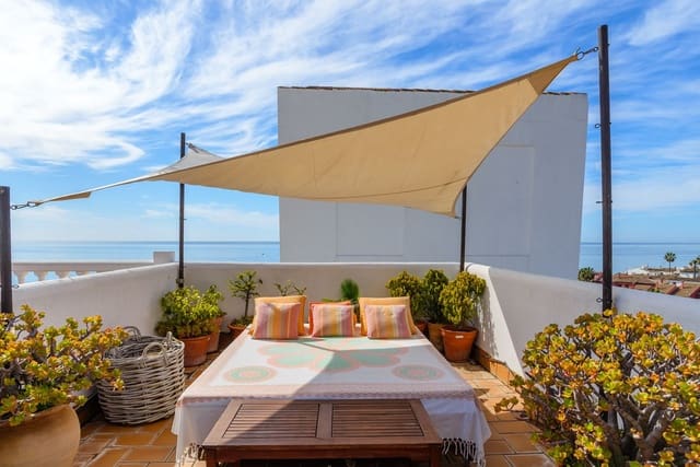 3 quarto Apartamento para venda em Estepona com piscina garagem - 545 000 € (Ref: 9131666)