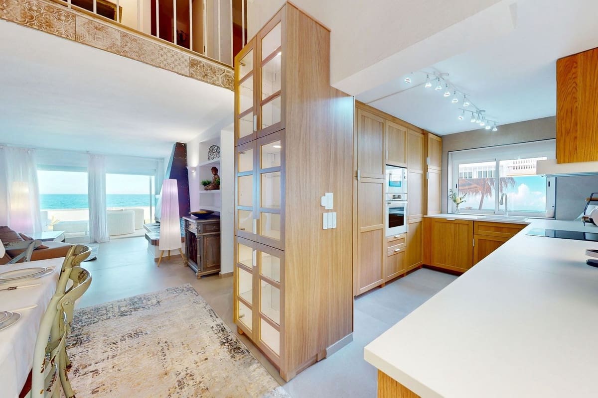 4 soverom Leilighet til salgs i Bahia Dorada med svømmebasseng garasje - € 949 000 (Ref: 9142050)