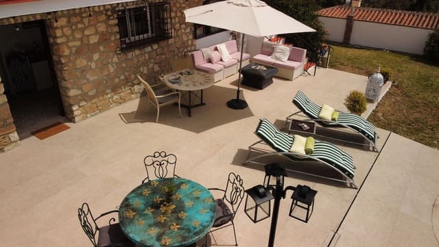 6 quarto Moradia para venda em Mijas Costa, Mijas com piscina garagem - 950 000 € (Ref: 9146479)