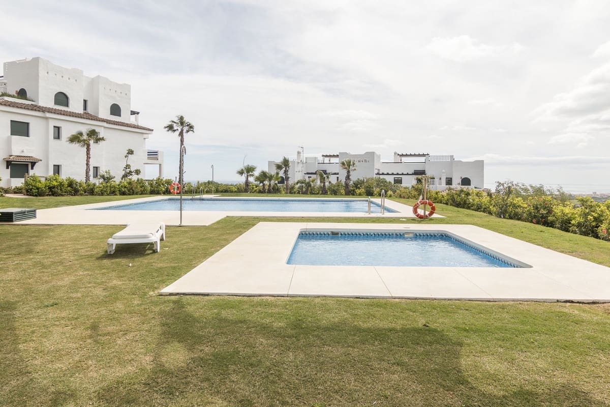 3 soverom Penthouse til salgs i Casares med svømmebasseng - € 535 000 (Ref: 9153353)