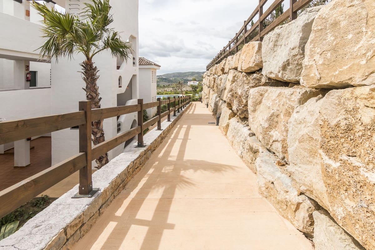 3 soverom Penthouse til salgs i Casares med svømmebasseng - € 535 000 (Ref: 9153353)