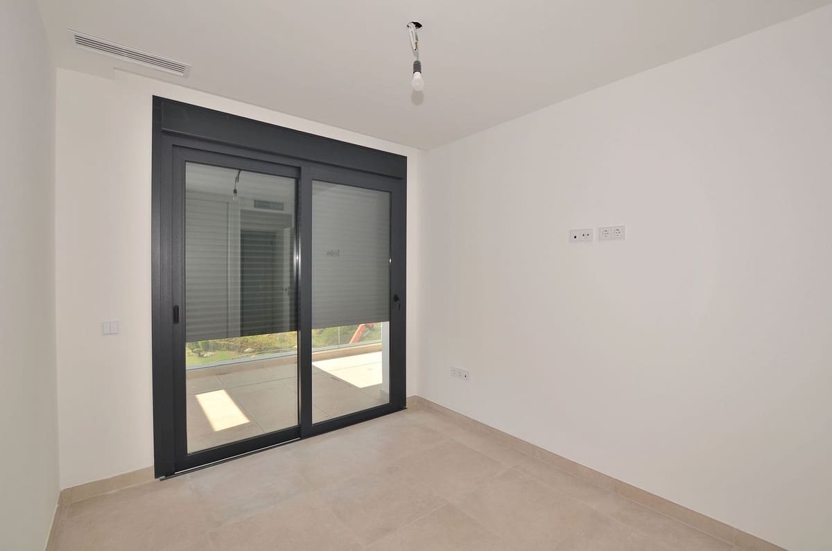 2 soverom Penthouse til salgs i Fuengirola med svømmebasseng garasje - € 679 000 (Ref: 9154659)