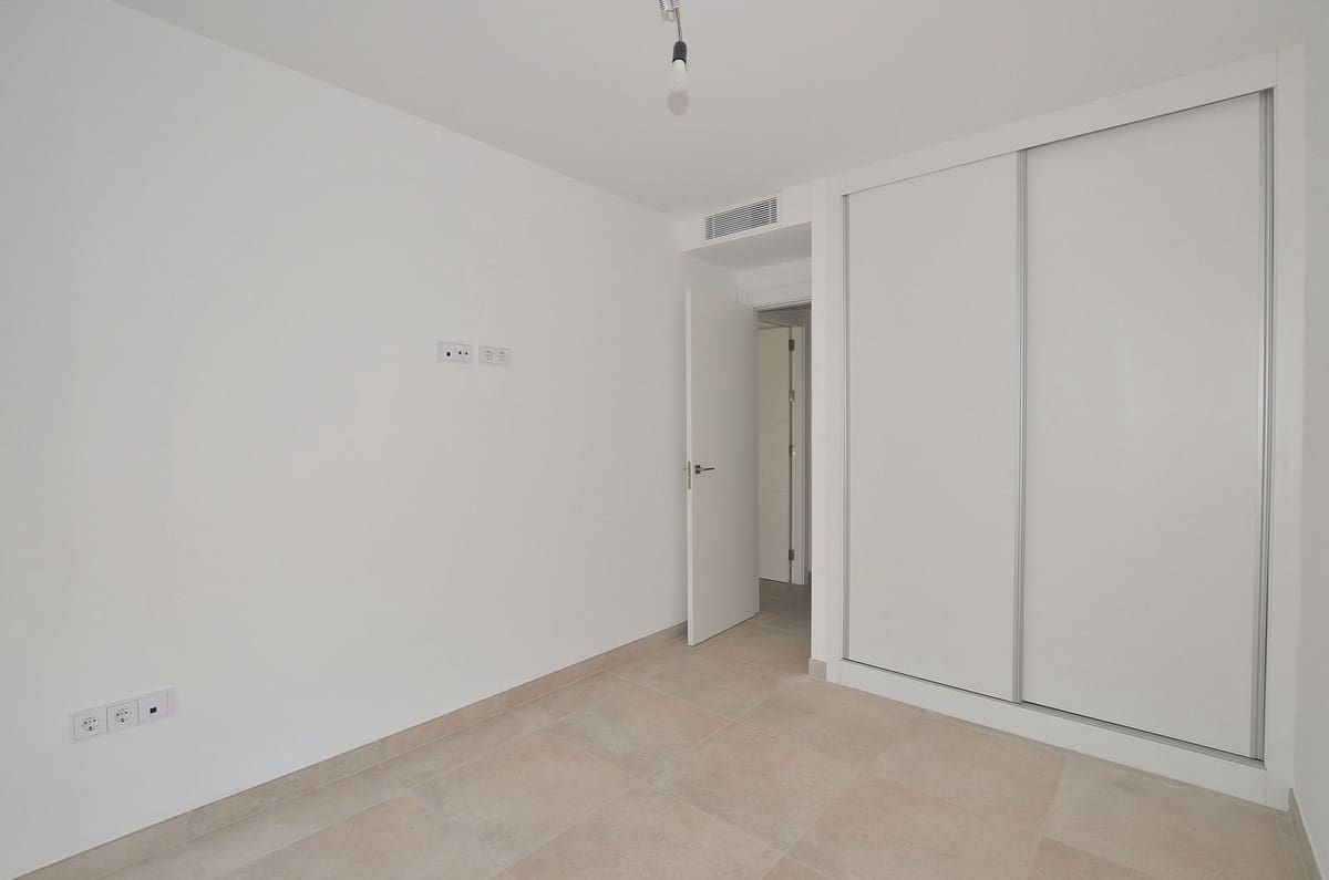 2 soverom Penthouse til salgs i Fuengirola med svømmebasseng garasje - € 679 000 (Ref: 9154659)