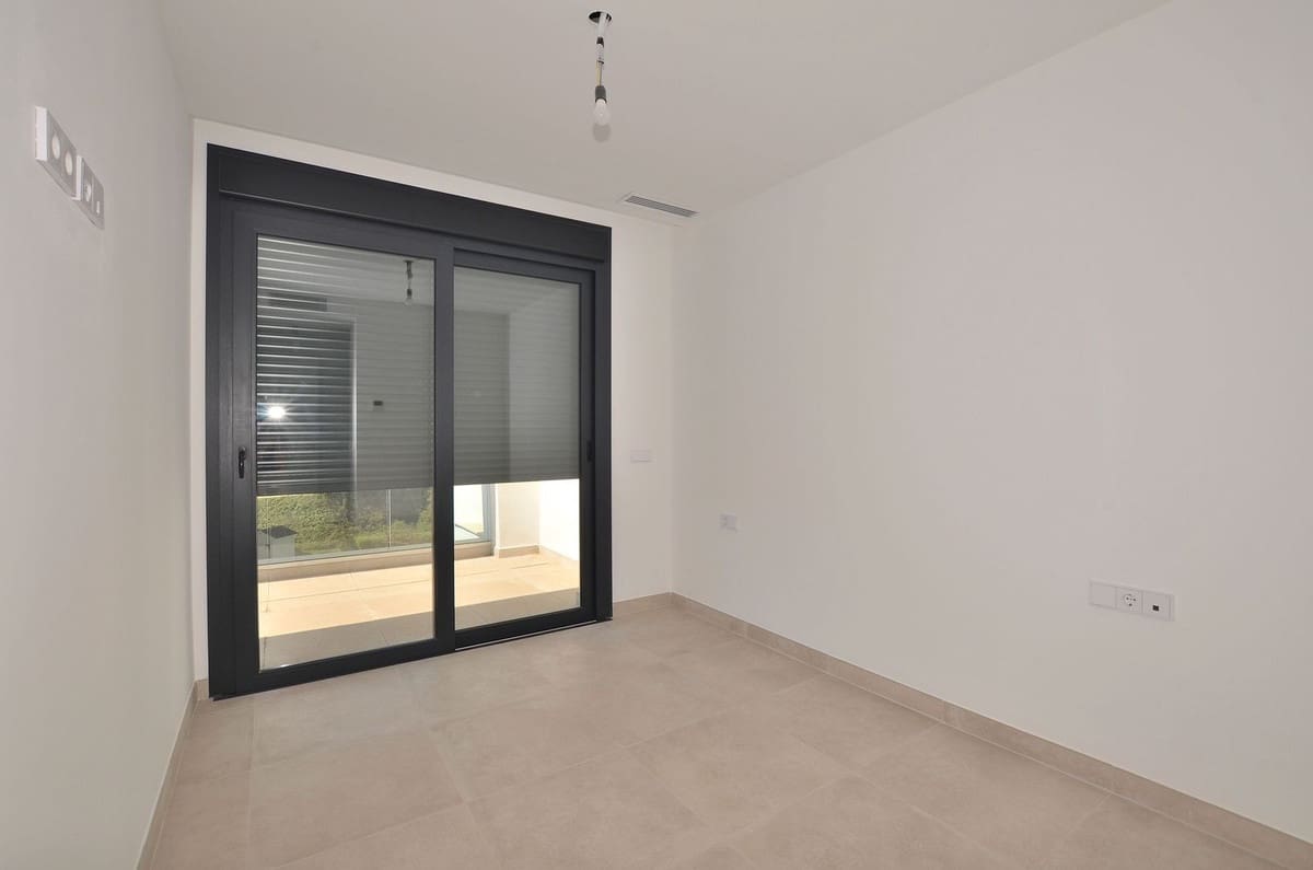 2 soverom Penthouse til salgs i Fuengirola med svømmebasseng garasje - € 679 000 (Ref: 9154659)