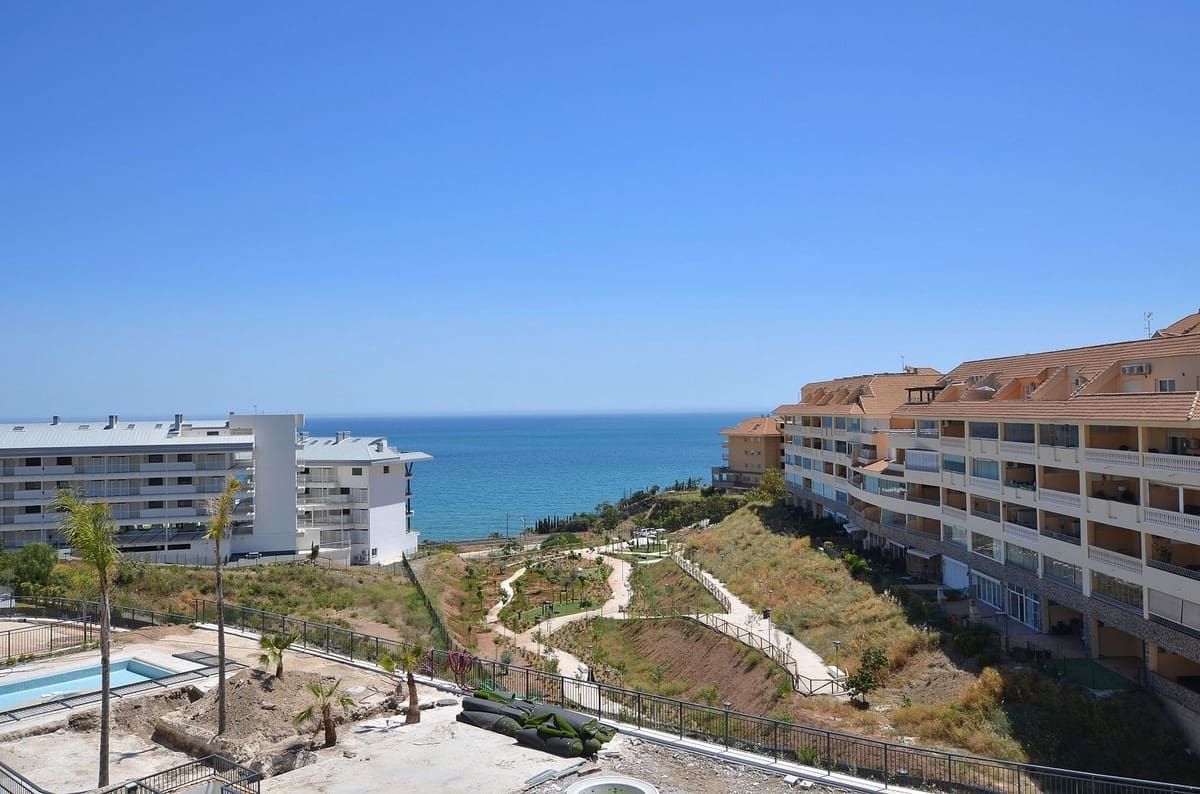 2 soverom Penthouse til salgs i Fuengirola med svømmebasseng garasje - € 679 000 (Ref: 9154659)