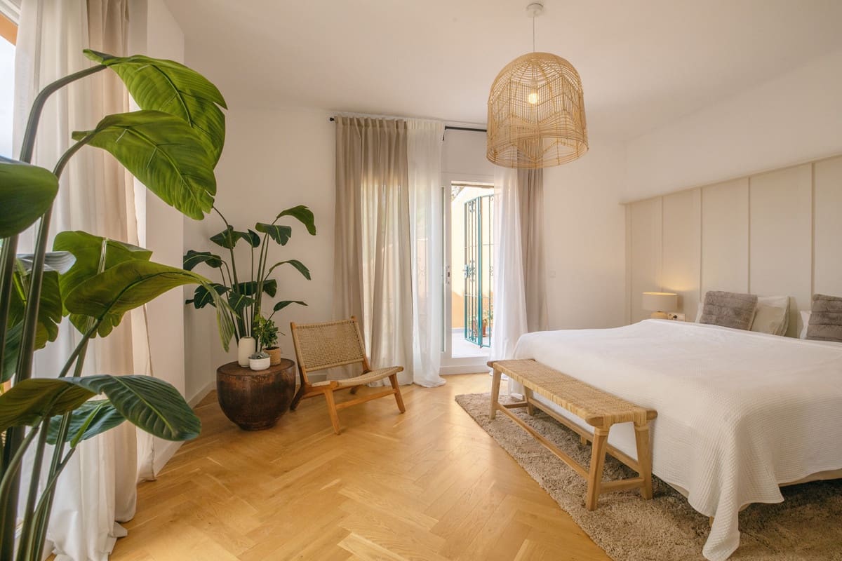 3 quarto Penthouse para venda em Nueva Andalucia com piscina garagem - 1 139 000 € (Ref: 9156156)