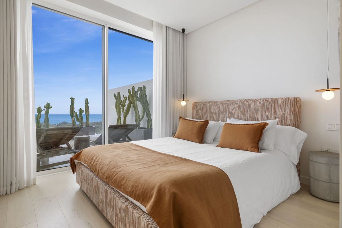 3 soveværelse Penthouse til salg i Ojen med swimmingpool garage - € 1.595.000 (Ref: 9156180)