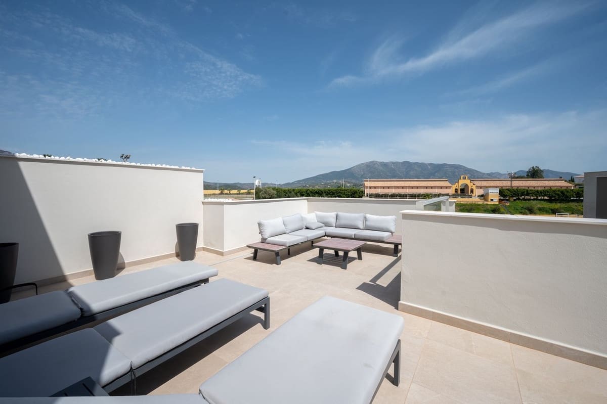 3 chambre Penthouse à vendre à La Cala de Mijas avec piscine garage - 649 000 € (Ref: 9164720)