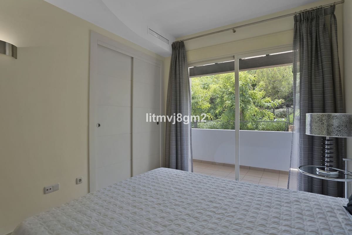 3 soveværelse Byhus til salg i La Cala de Mijas med swimmingpool garage - € 560.000 (Ref: 9164722)