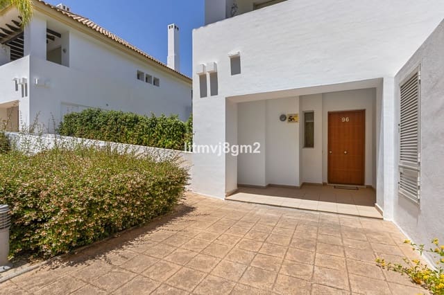 3 soverom Hus til salgs i La Cala de Mijas, Mijas med svømmebasseng garasje - € 560 000 (Ref: 9164722)
