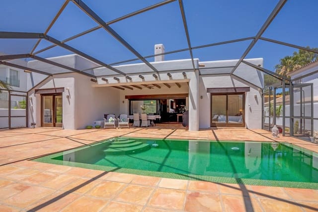 3 soverom Villa til salgs i La Cala de Mijas, Mijas med svømmebasseng garasje - € 1 215 000 (Ref: 9167151)
