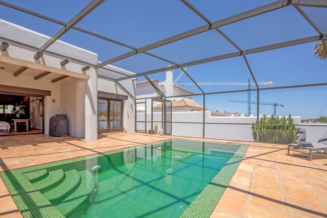 3 soverom Villa til salgs i La Cala de Mijas, Mijas med svømmebasseng garasje - € 1 215 000 (Ref: 9167151)
