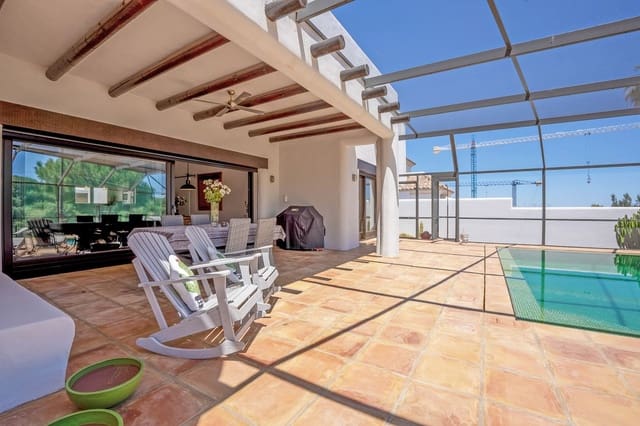 3 soverom Villa til salgs i La Cala de Mijas, Mijas med svømmebasseng garasje - € 1 215 000 (Ref: 9167151)