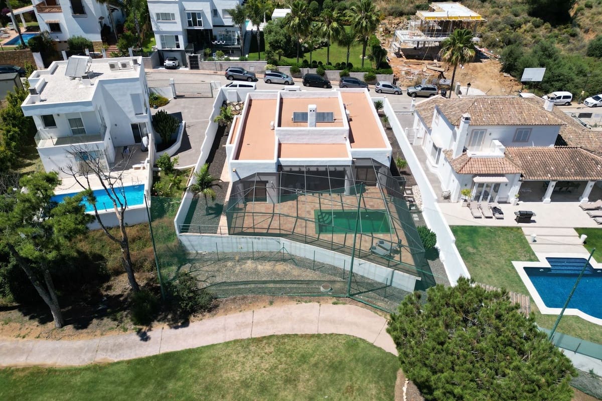 3 slaapkamer Villa te koop in La Cala de Mijas met zwembad garage - € 1.215.000 (Ref: 9167151)