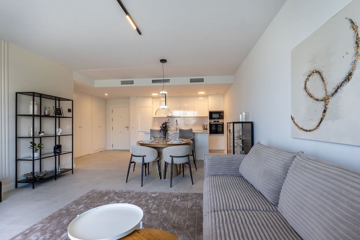 2 quarto Apartamento para venda em Estepona com piscina garagem - 595 000 € (Ref: 9168429)