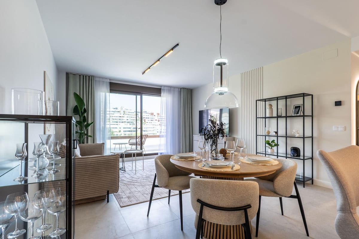 2 quarto Apartamento para venda em Estepona com piscina garagem - 595 000 € (Ref: 9168429)