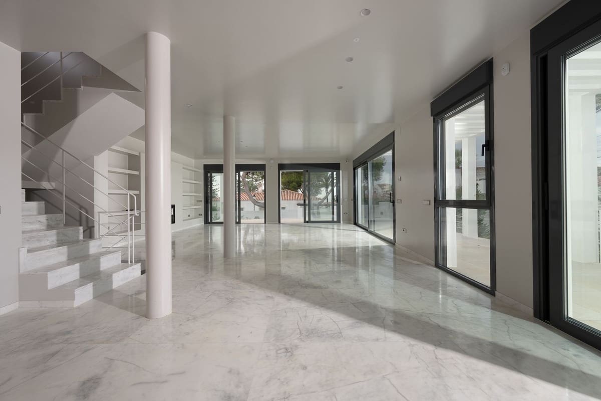 4 chambre Villa/Maison à vendre à Marbesa avec piscine garage - 3 600 000 € (Ref: 9172093)