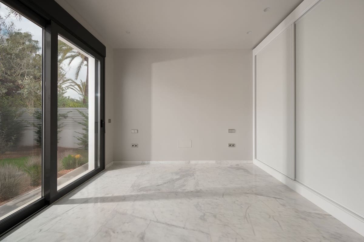 4 chambre Villa/Maison à vendre à Marbesa avec piscine garage - 3 600 000 € (Ref: 9172093)