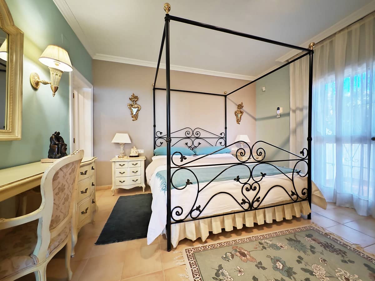 4 quarto Moradia para venda em Marbesa com piscina garagem - 2 300 000 € (Ref: 9172096)