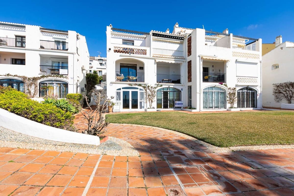 1 quarto Apartamento para venda em Calahonda com piscina garagem - 259 000 € (Ref: 9177028)